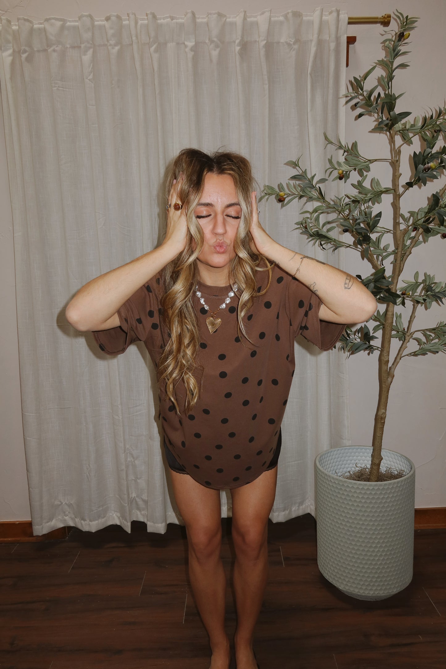 Mocha Muse Tee